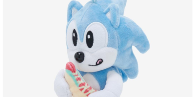 Grab a Chili Dog and Hang Out With This Cute Classic Sonic Plush Keychain