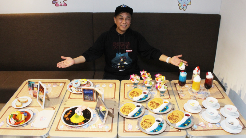 “SONIC & FRIENDS” Collaboration Café Opens Today — Introducing a Soothing Space Where Cute Sonic Characters Welcome You